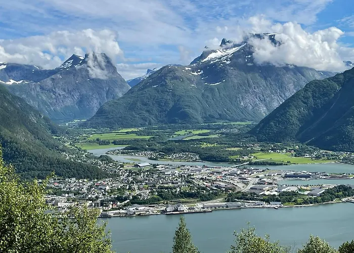 Bakkebo Rampestreken * Åndalsnes